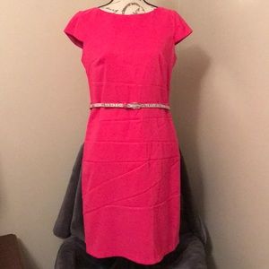 Dress. EUC.  Comfortable & machine washable